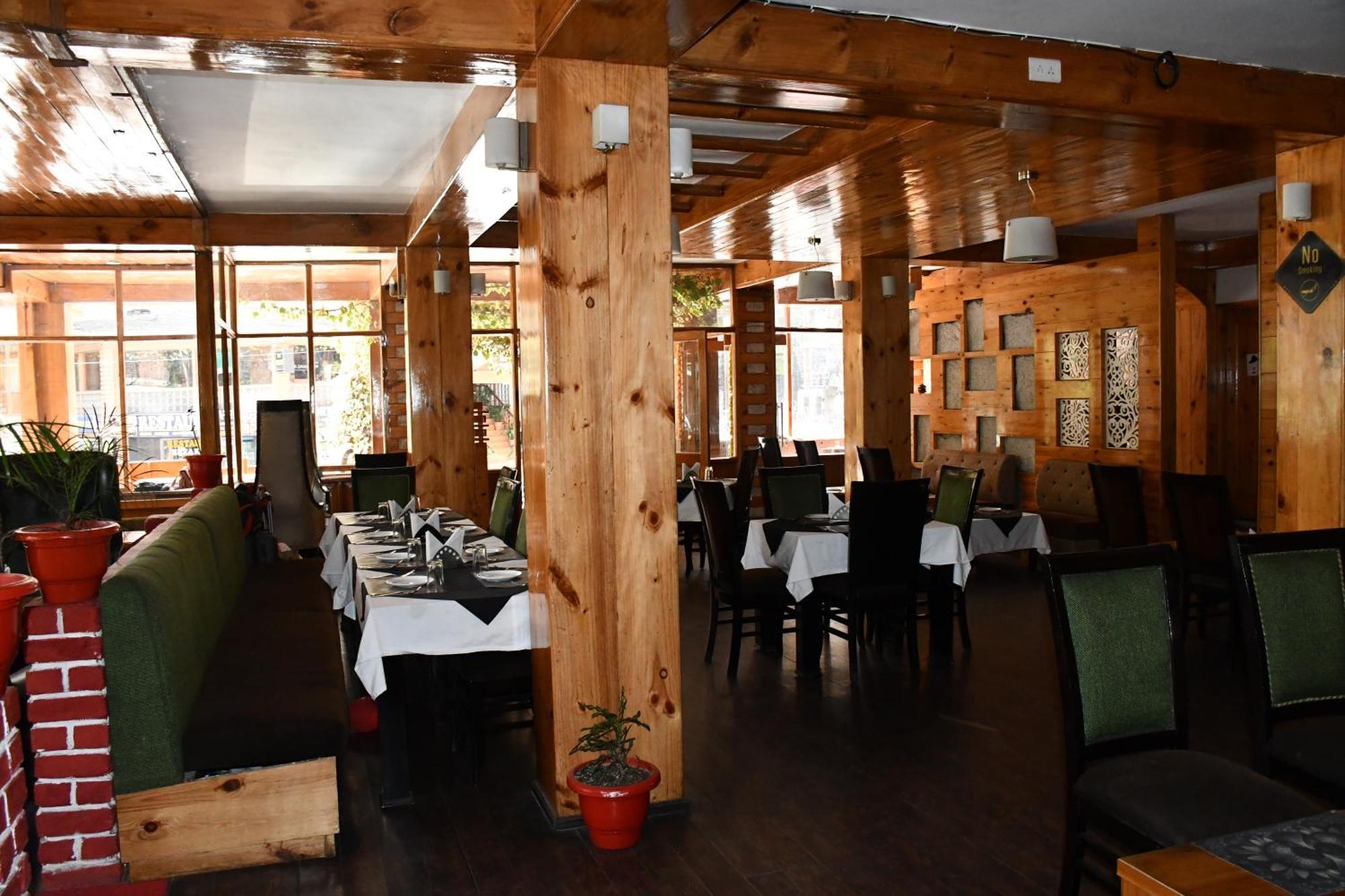 The Whispering Inn Resort And Bar Manali  Luaran gambar