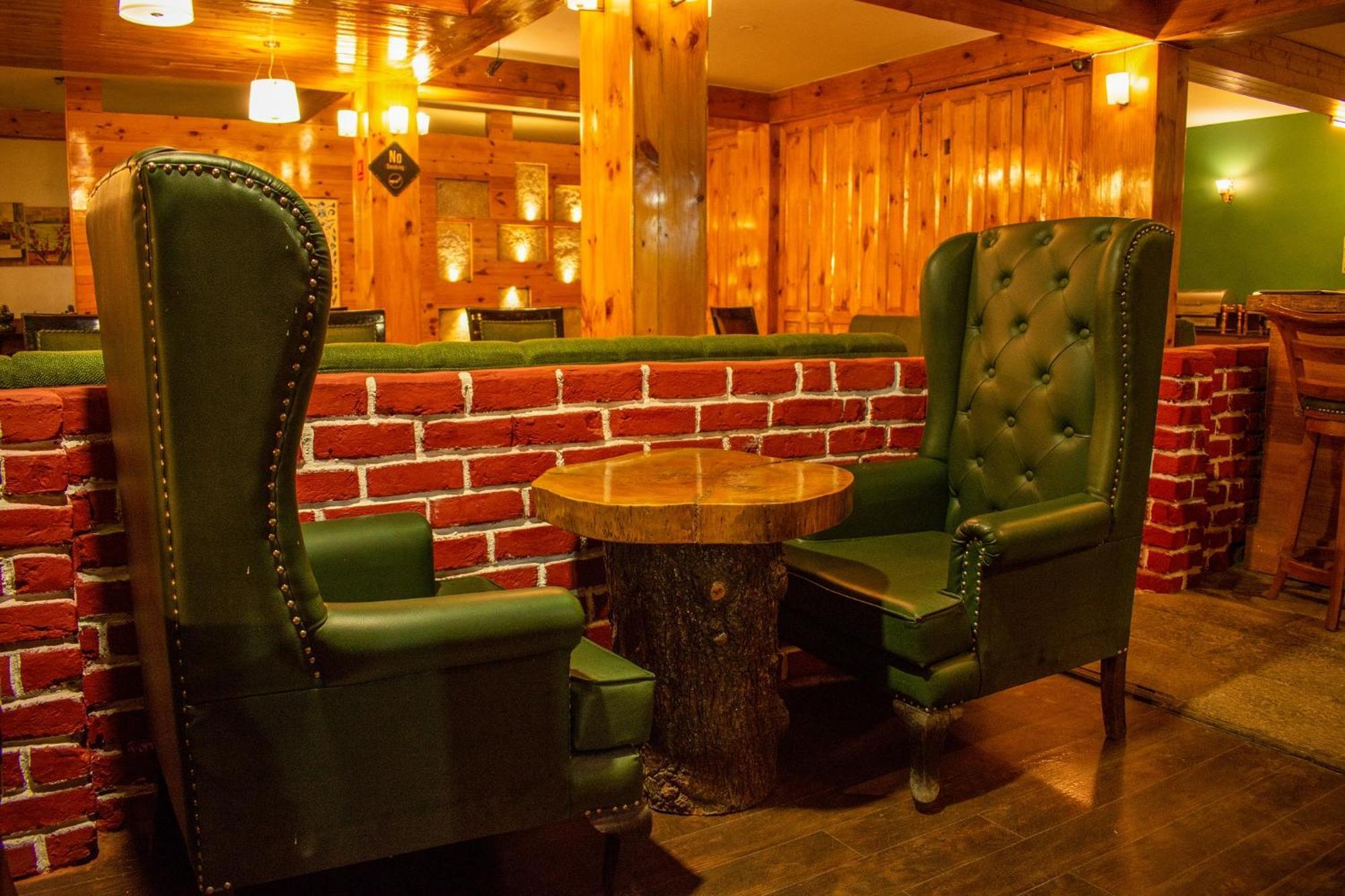 The Whispering Inn Resort And Bar Manali  Luaran gambar