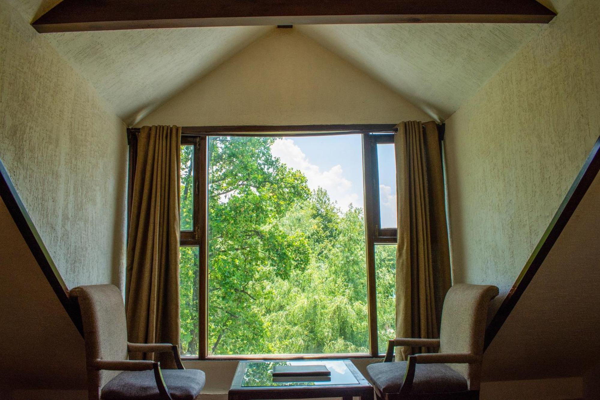 The Whispering Inn Resort And Bar Manali  Luaran gambar